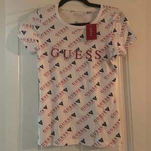 NWT Ladies small fitted guess tee
